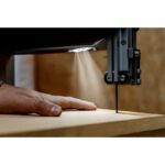 Tračna žaga Metabo BAS 318 Precision DNB z LED osvetlitvijo, dvema hitrostma in robustno konstrukcijo – idealna za natančno obdelavo lesa.