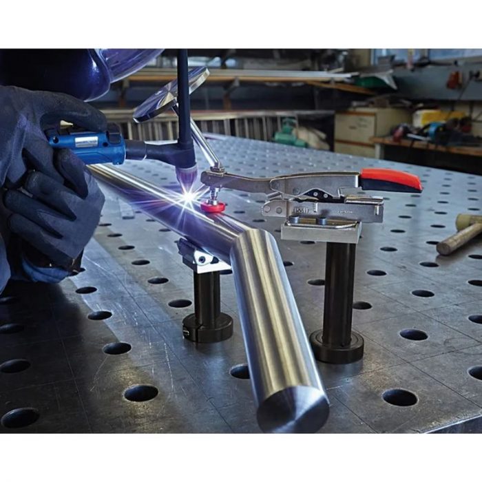 Adapter-za-svore-za-MDF-mizo-TWA‑STC-s-16mm-luknjami-BESSEY