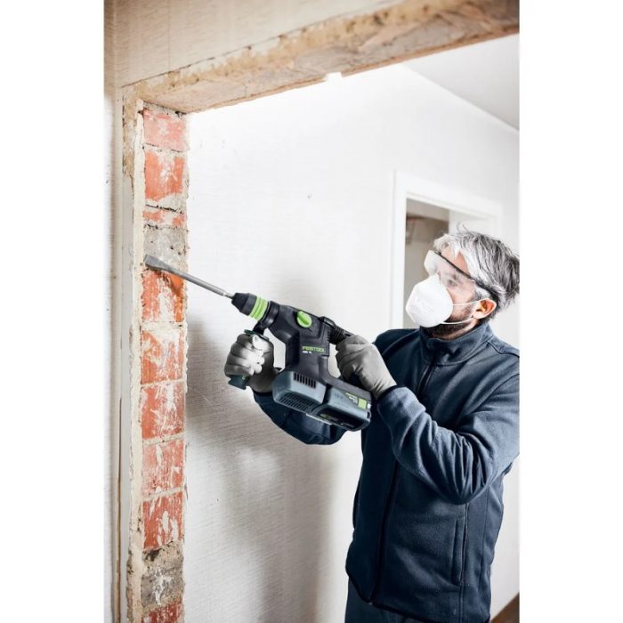 Akumulatorsko vrtalno kladivo KHC 18 5,0 EBI-Plus – zmogljivo orodje za beton in zid