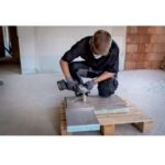 Baterijski kotni brusilnik Metabo W 18 L BL 9-125 z Ø125 mm ploščo in metaBOX kovčkom
